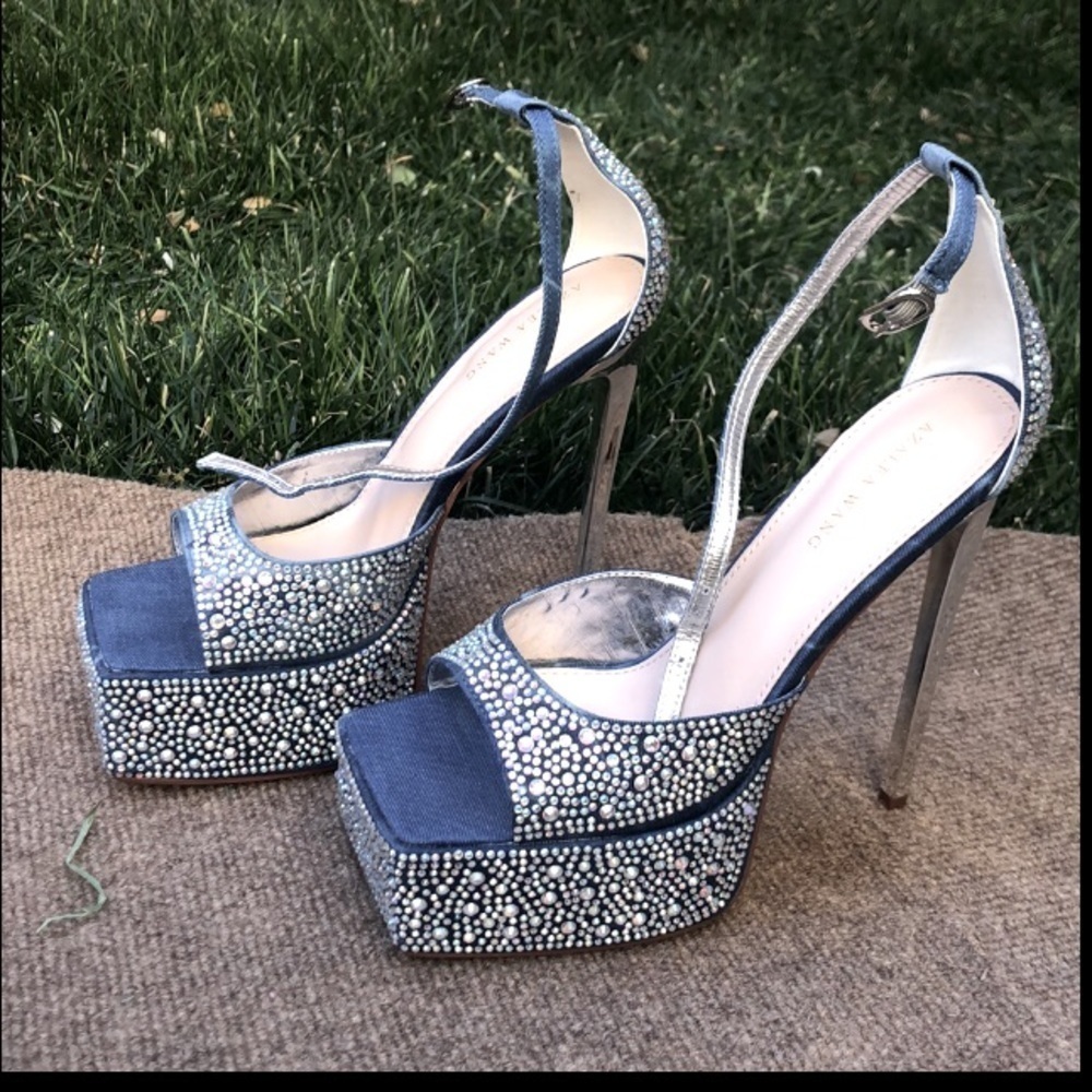 Denim ,rhinestone ,crystals sandals, metallic stiletto. Ankles straps.Wi…